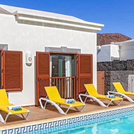 Alhambra Willa Playa Blanca (Lanzarote)